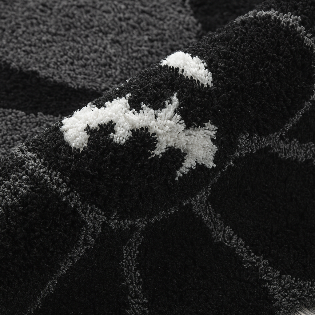 MIDNIGHT BLOOM RUG